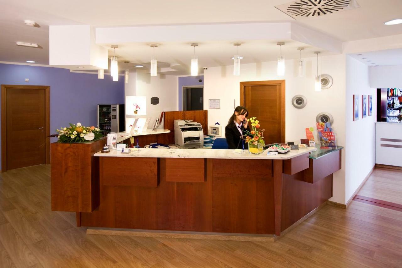 Hotel Master Турин Екстер'єр фото